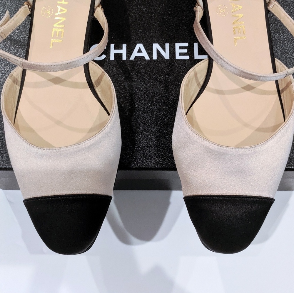 SOLD✔️❤️CHANEL Satin Other Open Cap Toe Slingbacks - Picture 4 of 8
